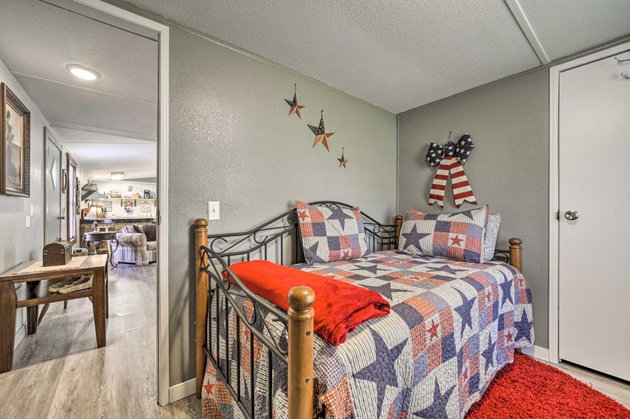 Smoky Mountain Vacation Rental With Hot Tub And Kayaks Whittier Exterior foto
